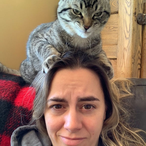 Meet your Posher, Bev - Picture 1 of 1